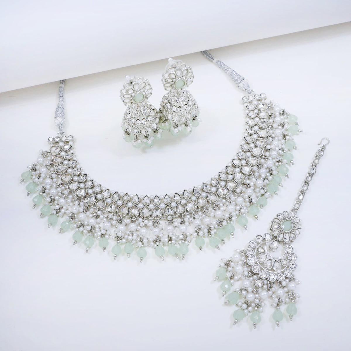 Bridal Jewelry Set – Black & Champagne Kundan Choker