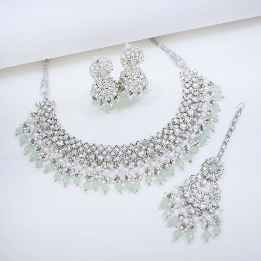 Bridal Jewelry Set – Black & Champagne Kundan Choker